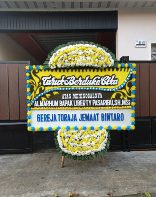 Papan Bunga Duka di Ngestiharjo